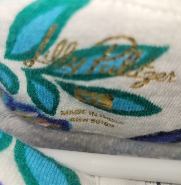 Lilly Pulitzer Blue and Green Floral Half Zip Xl - Picture 2 of 3